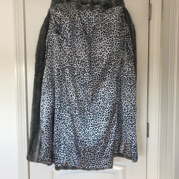 Vintage Karen Millen faux fur coat PRICE DROP!!!! - Picture 7 of 9